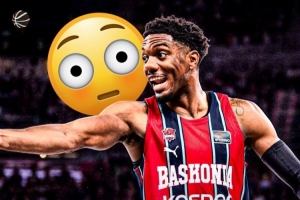 让你想到谁？西篮甲球员弗雷斯特投篮6中3 全场却贡献26分