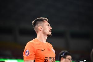 布尔克谈对国安染红：我明白了中超的判罚尺度和欧洲完全不一样