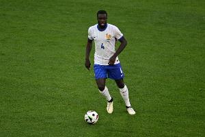 于帕梅卡诺：我们上半场本可以表现更好，第二个失球站位不佳