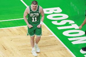 火力全开！普理查德首节6中5高效砍下12分2板1断