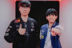 新老中单的对决！LOL官方晒Faker与HongQ合照：