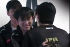 S15赛事现场：Flandre和Viper赛后拥抱