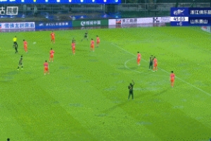 浙江FC本赛季上半场补时阶段已攻入7球，刷新中超该时段进球纪录