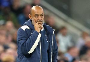 talkSPORT：努诺向西汉姆要求3名冬窗新援，有意和罗马争齐尔克泽