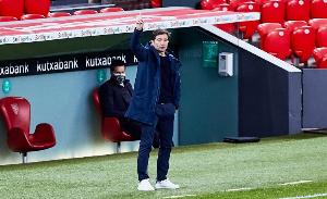 黄潜主帅：在我们中场休息时宣布西甲海外赛取消，这毫无尊重可言