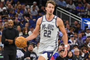 攻防都出色！小瓦格纳半场9中7&三分3中2轰下19分2板2断