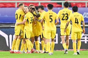 客胜三镇获保级重要三分，球迷今日将在机场接机深圳新鹏城将士