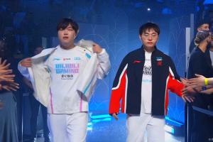 也曾意气风发！去年的今天Bin在S14半决赛登场时将外套送给现场观众