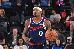 比尔进攻重要性?小卡：他曾差点拿下得分王 是真正的三威胁得分手