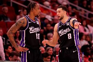 到底谁是替补谁是首发？！国王首发4人均输分20+ 仅威少正负值-3