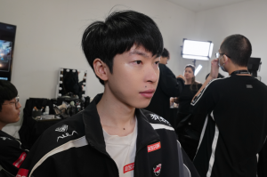 粉丝怒喷Hope和Tabe：知道人家要选羊还不ban！AD菜的离谱直接对位7k