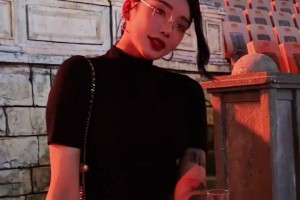 御姐！美女主播小太阳一身黑色裙配黑丝：遇到我这种一般都叫妈妈