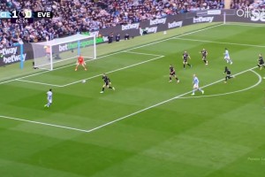 秀儿！福登手术刀直塞边路，奥赖利一脚妙传哈兰德头球破门