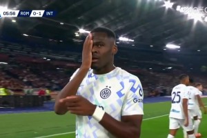 国米开场6分钟梦幻开局！博尼超级单刀破门！巴雷拉送助攻！