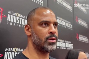 乌度卡：本来想多打小球阵容，但最终决定多尝试小贾和杜兰特