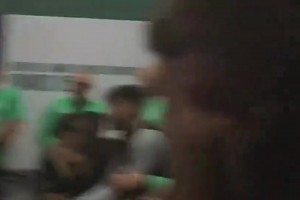 网传阿莫林告别葡体时的讲话视频，更衣室多人落泪