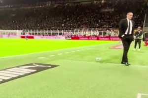 现场视角！马奎尔破门