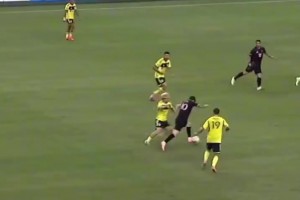 打巅峰拜仁的集锦！梅西：我狠起来连我队友都过！