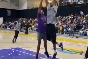 这俩人专业知识储备可以！波杰和TJD的快问快答！