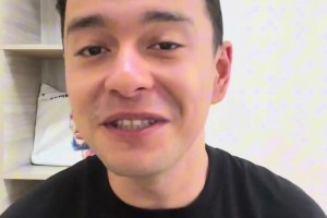 解说依力：湖人这边问题很大，防守不行就算老詹回来也不顶事啊