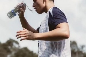 被评为英超历史最伟大助攻之一！小法神来一笔助攻许尔勒！