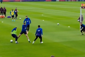 五人制球场上的梅西就是无敌的存在