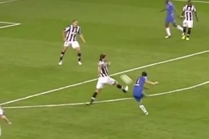 恐怖如斯！C罗电梯落叶球高光精华！这个角度纯粹视觉的享受！