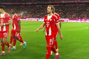 全能王！网友：我没见过32岁的贝肯鲍尔，但我见到了32岁的凯恩！