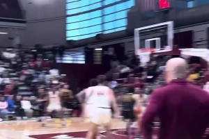 重型锋线！名场面：王俊杰抹进禁区暴力重扣化身客场消音器！